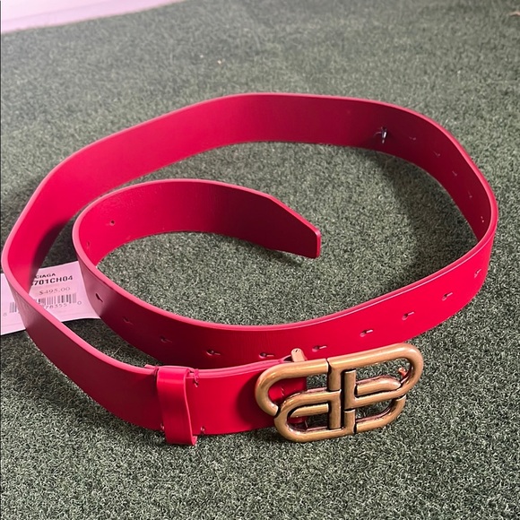 Balenciaga Red Belt with Gold Buckle - Picture 3 of 10